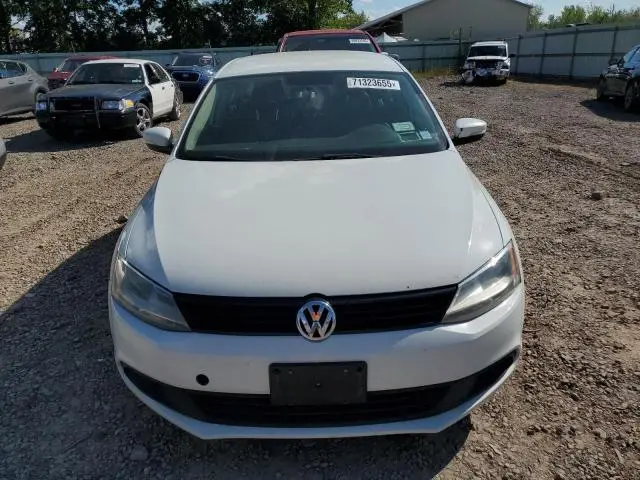 2014 VOLKSWAGEN JETTA SE  