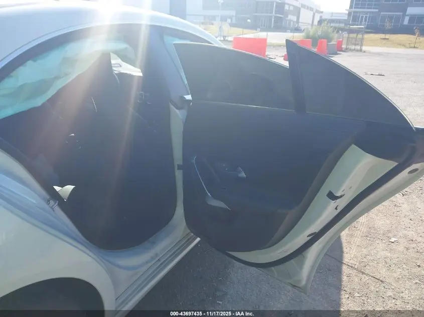 2020 MERCEDES-BENZ CLA 250  