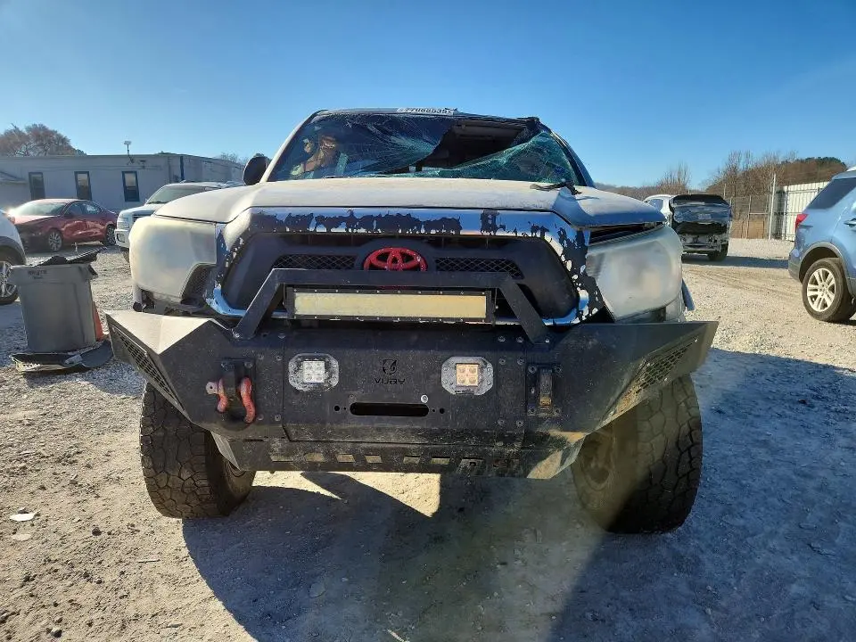 2015 TOYOTA TACOMA DOUBLE CAB  
