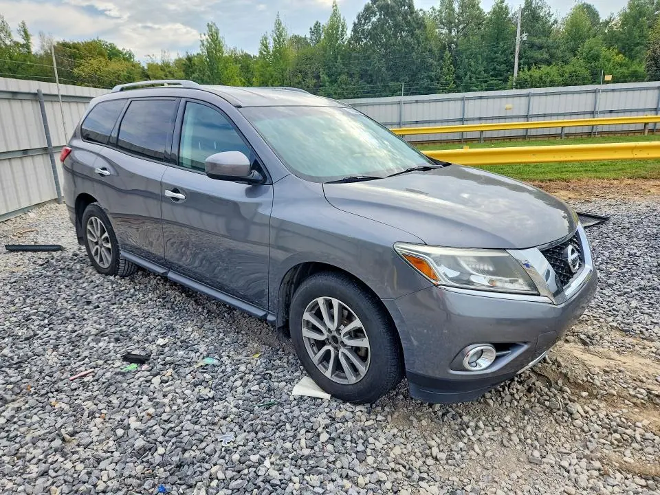 2016 NISSAN PATHFINDER SV  