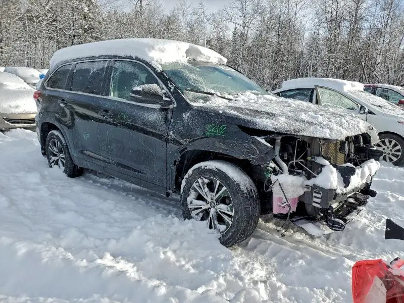 2019 TOYOTA HIGHLANDER LE  