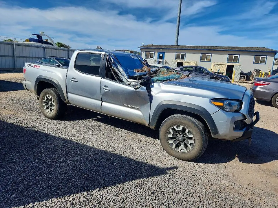 2022 TOYOTA TACOMA SR V6  