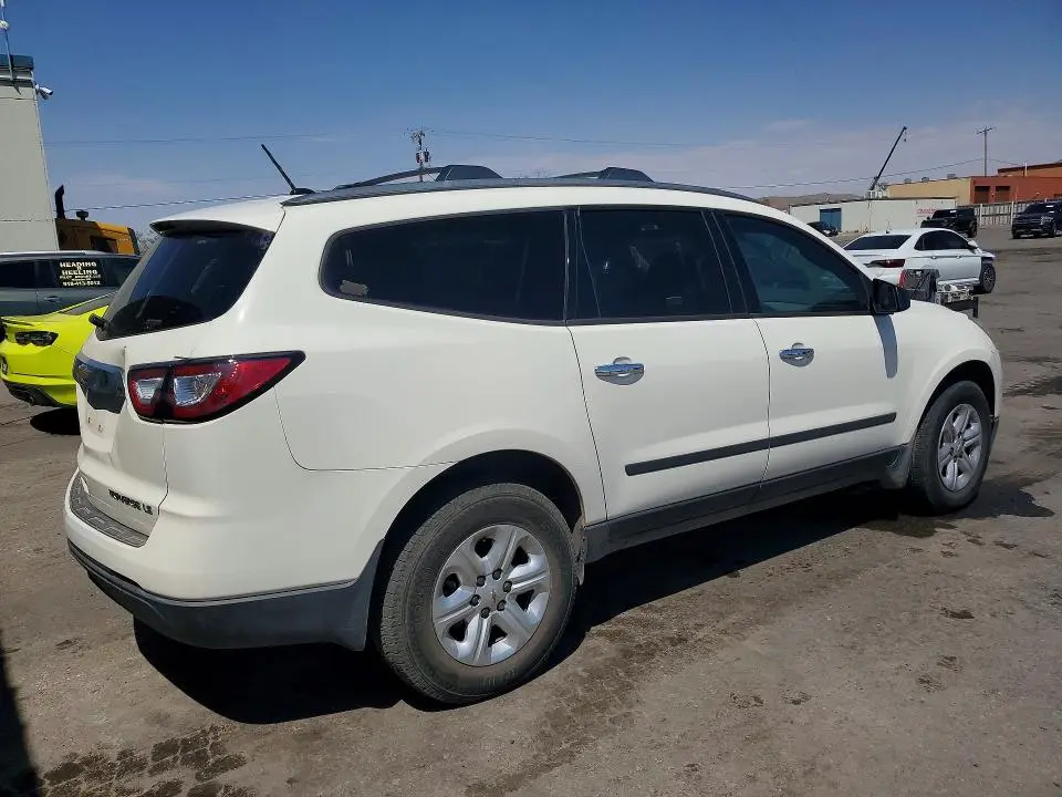 2014 CHEVROLET TRAVERSE LS  