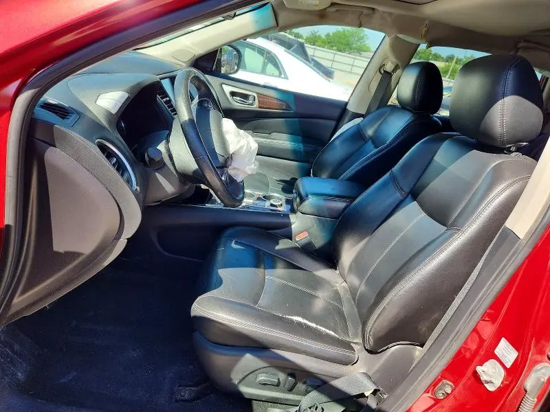 2016 NISSAN PATHFINDER SL  