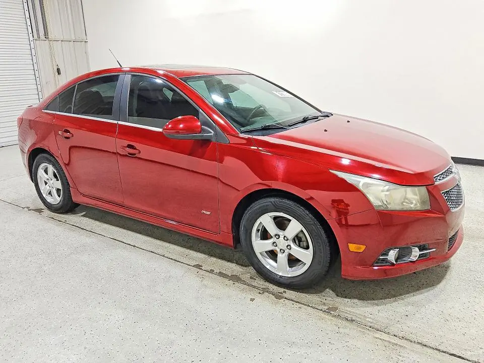 2013 CHEVROLET CRUZE LT  