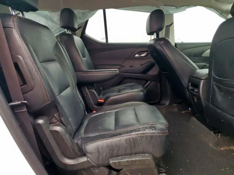 2020 CHEVROLET TRAVERSE LT  