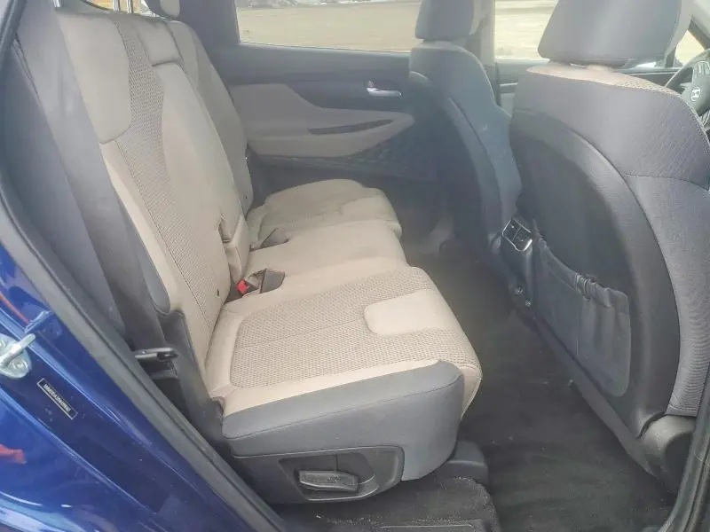 2022 HYUNDAI SANTA FE SE  