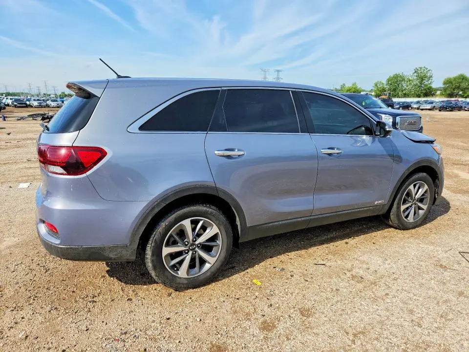2020 KIA SORENTO S  