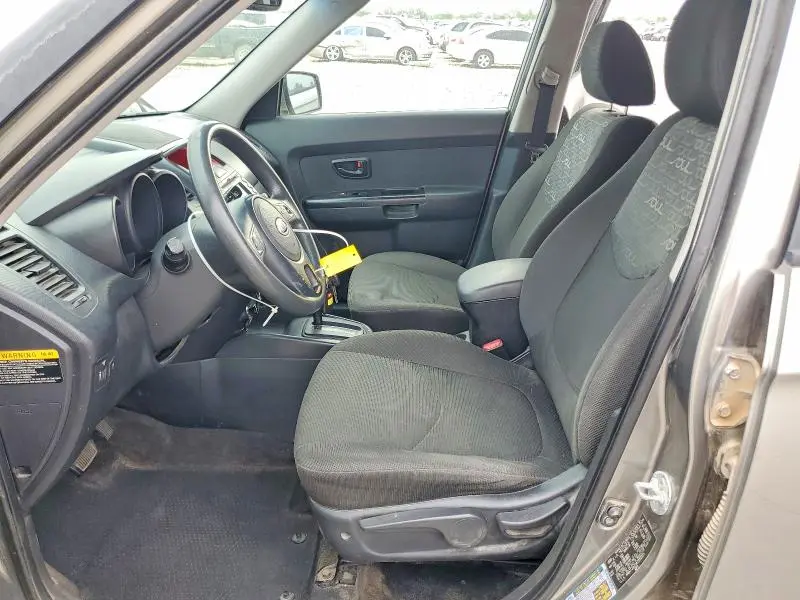 2010 KIA SOUL +  