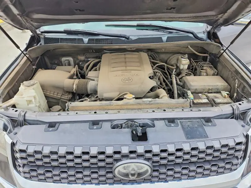 2018 TOYOTA TUNDRA SR5  