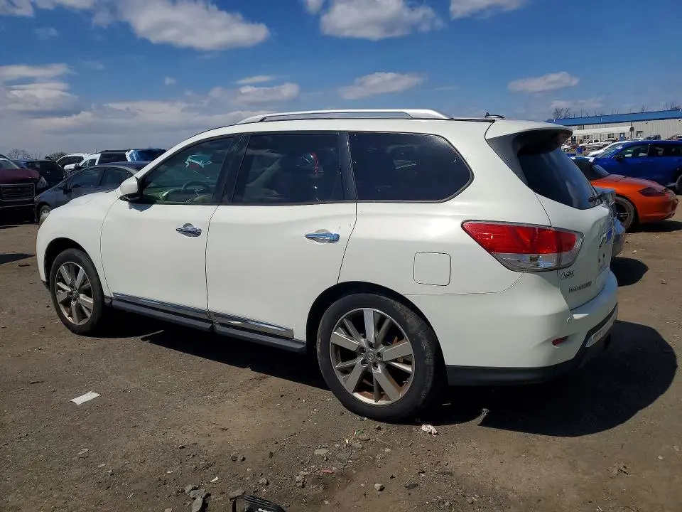 2013 NISSAN PATHFINDER S  