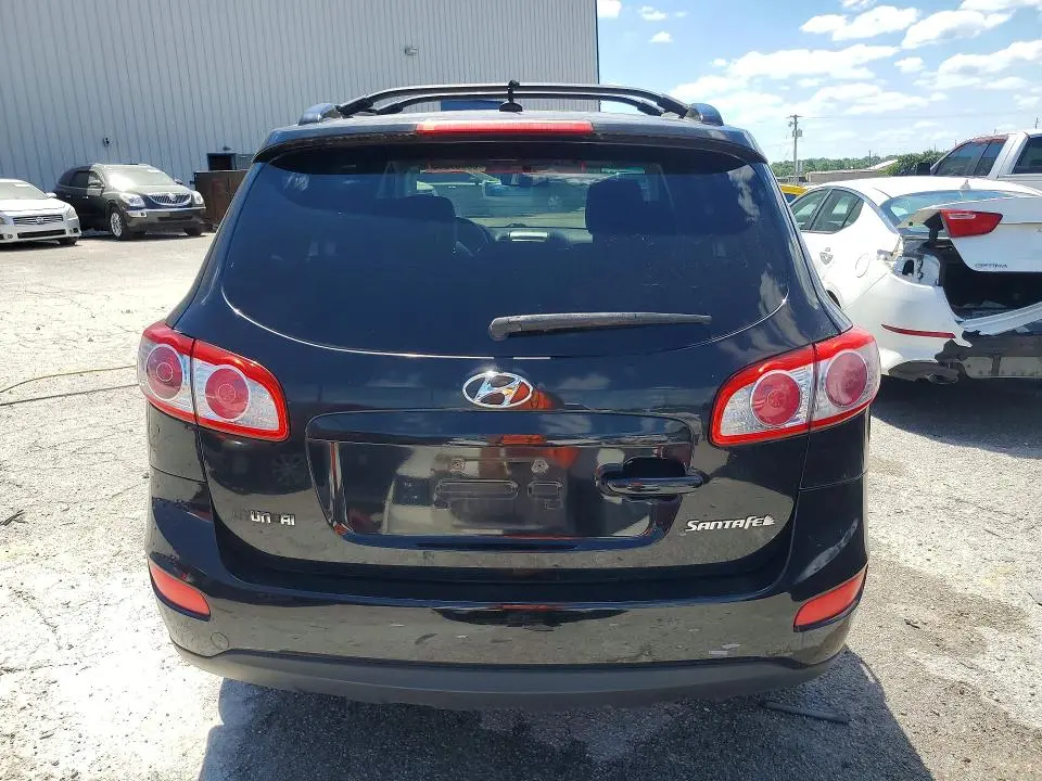 2011 HYUNDAI SANTA FE SE  
