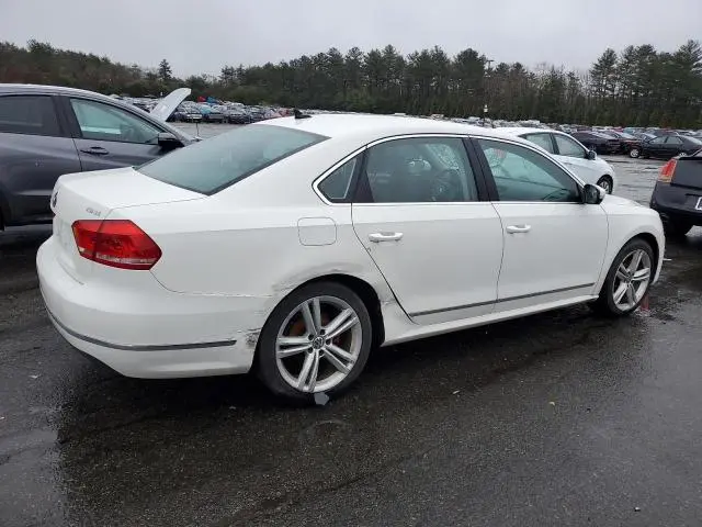 2015 VOLKSWAGEN PASSAT SE  