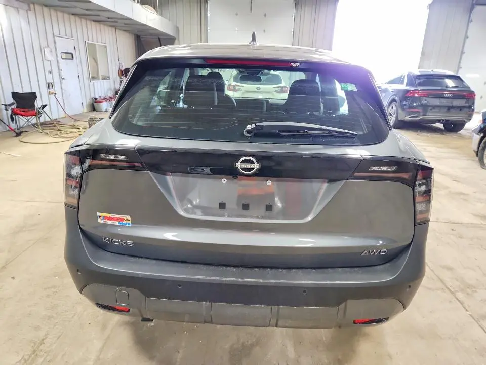 2025 NISSAN KICKS S  