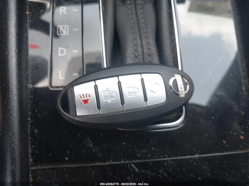 2021 NISSAN KICKS SR XTRONIC CVT
