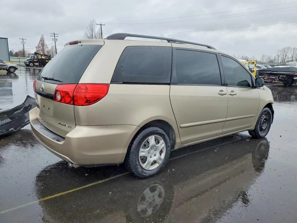 2010 TOYOTA SIENNA CE 7-PASSENGER  