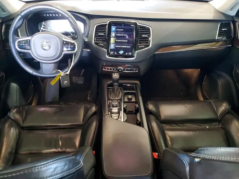 2016 VOLVO XC90 T6  