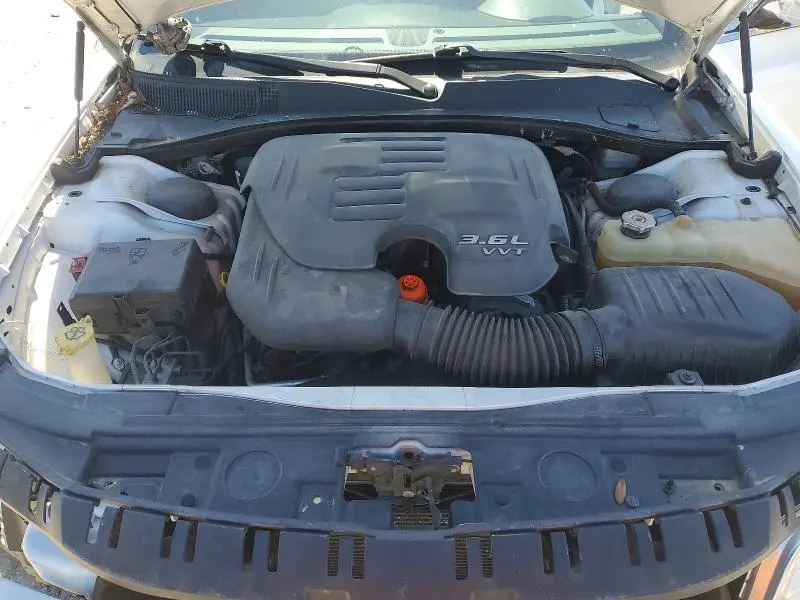 2011 CHRYSLER 300 LIMITED  