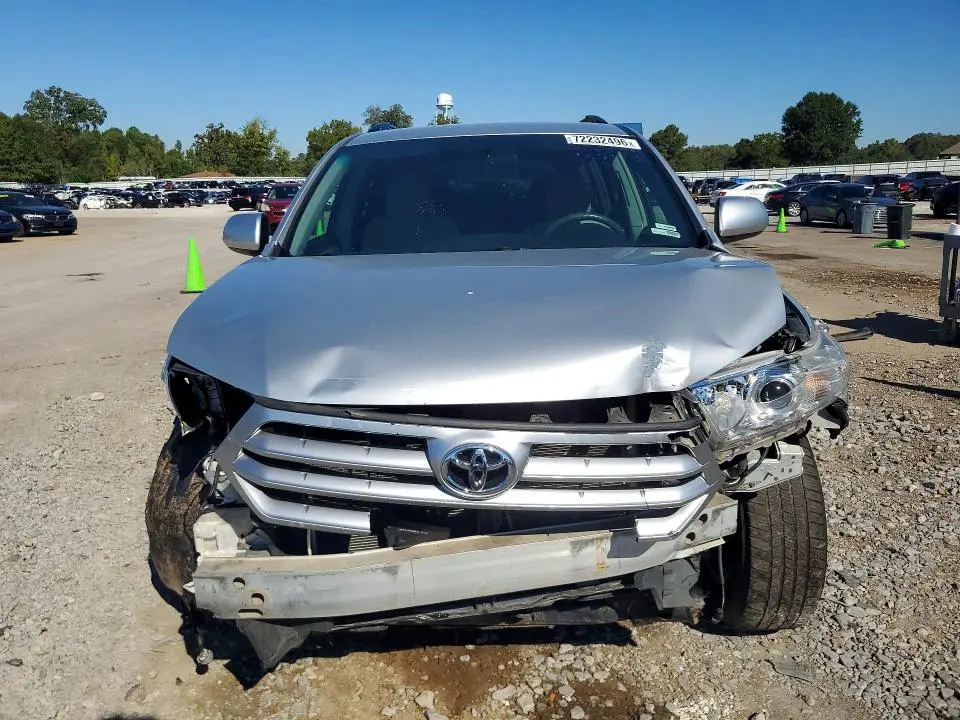 2012 TOYOTA HIGHLANDER BASE  