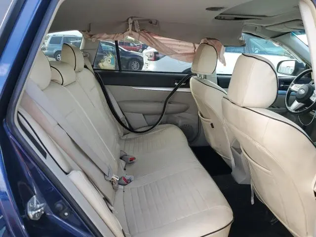 2010 SUBARU OUTBACK 2.5I PREMIUM  