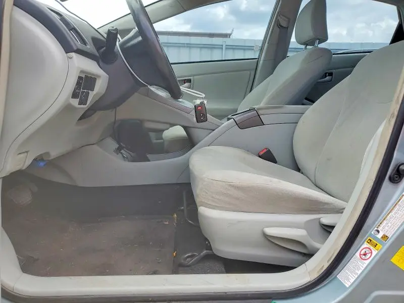 2015 TOYOTA PRIUS TWO  