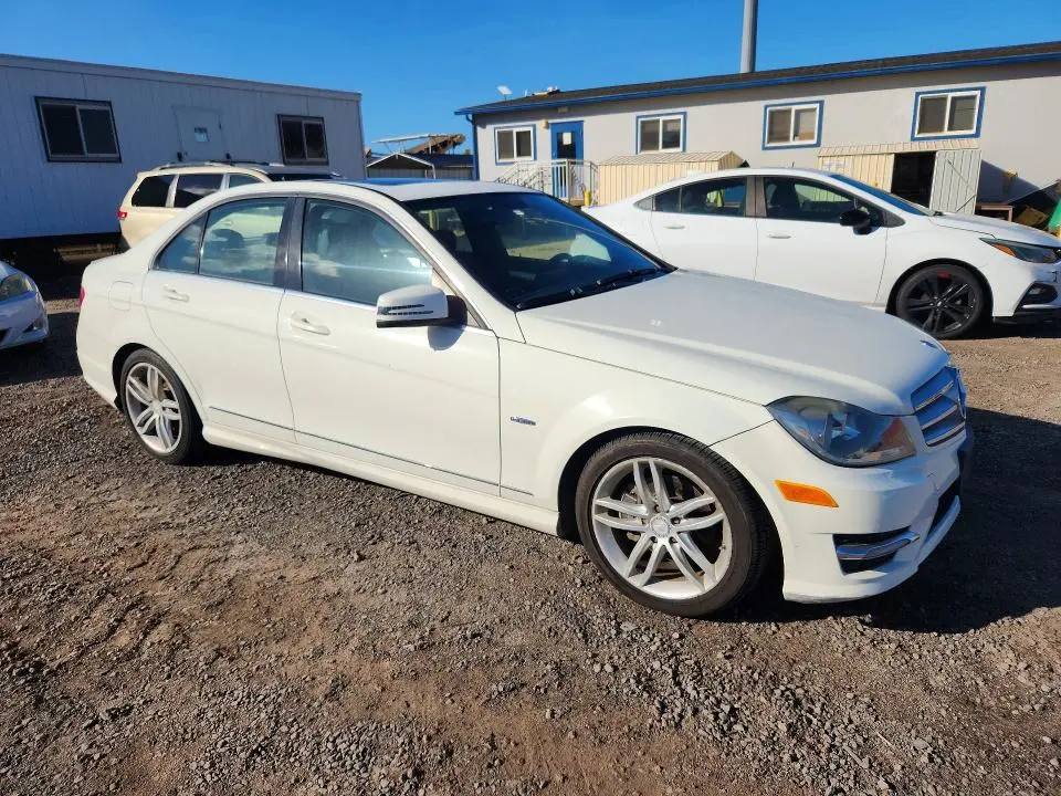 2012 MERCEDES-BENZ C 250  