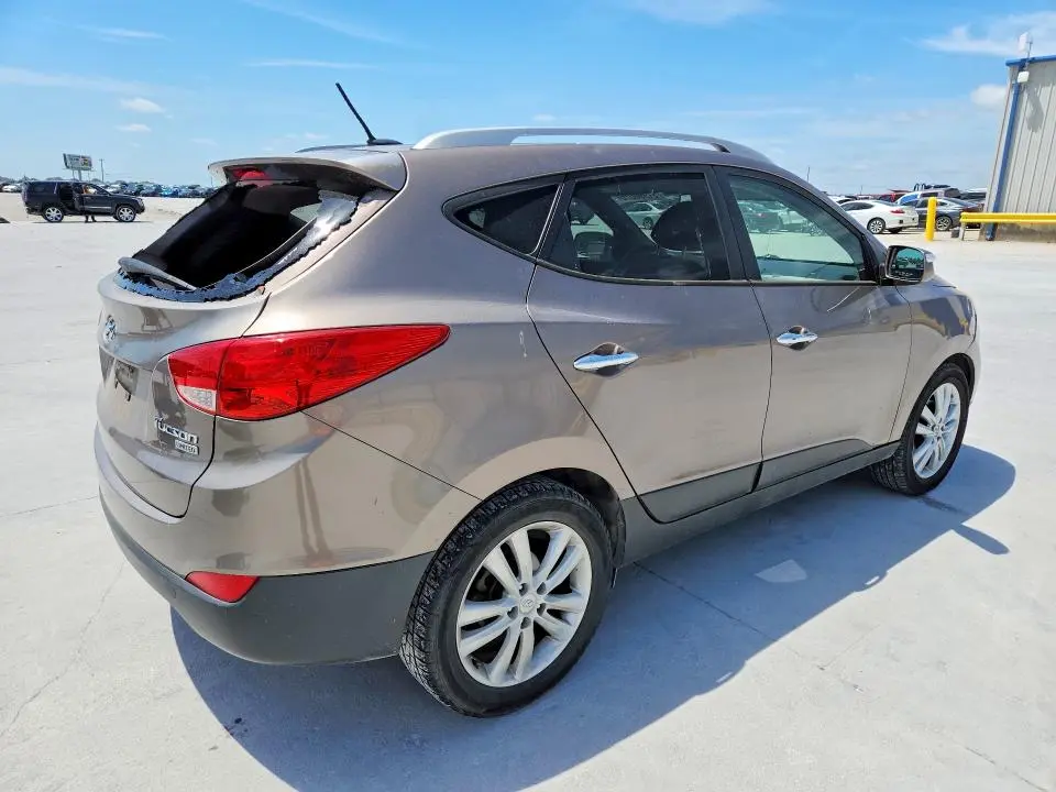 2013 HYUNDAI TUCSON LIMITED  