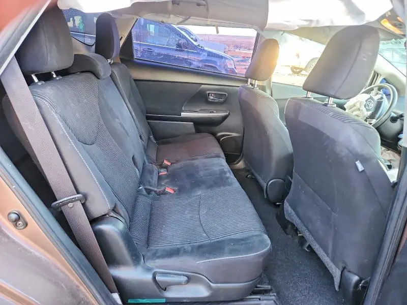 2017 TOYOTA PRIUS V TWO  