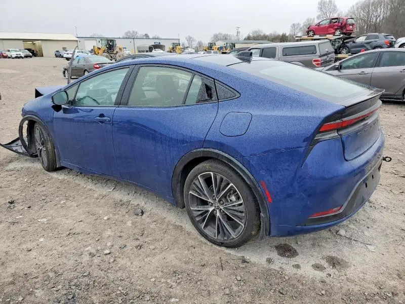 2024 TOYOTA PRIUS LE  