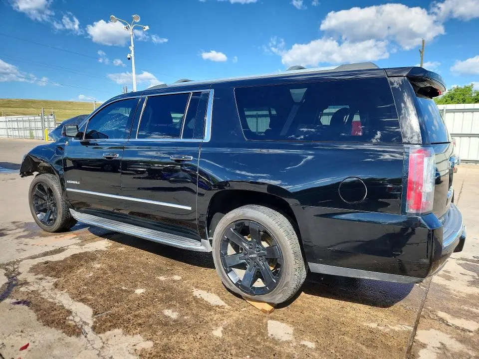 2018 GMC YUKON XL DENALI  