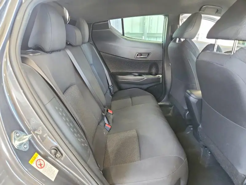 2018 TOYOTA C-HR XLE  
