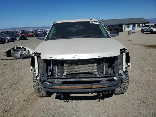 2011 CADILLAC ESCALADE ESV LUXURY  