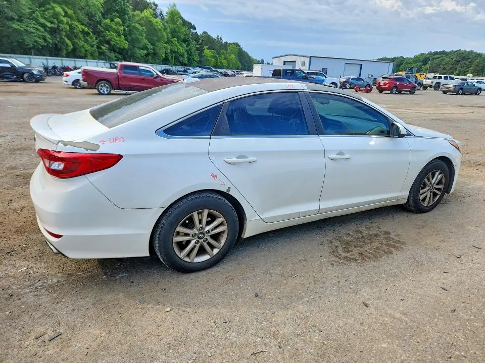 2016 HYUNDAI SONATA SE  