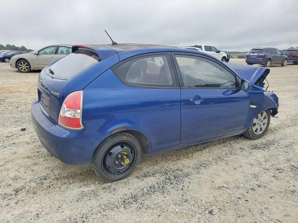 2010 HYUNDAI ACCENT GS  