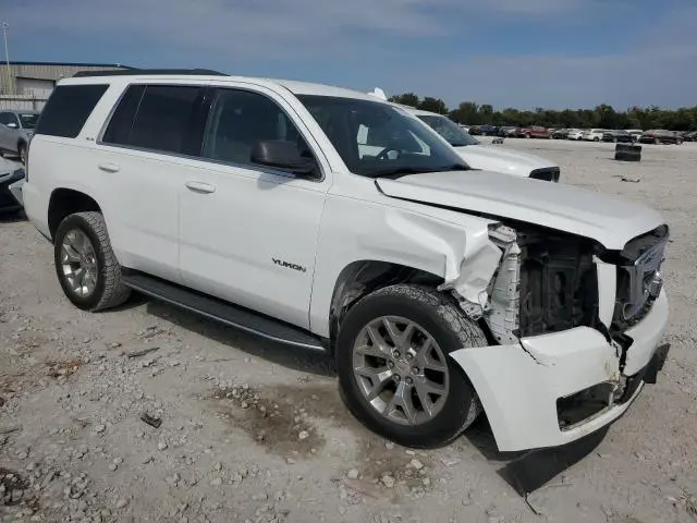 2017 GMC YUKON SLE  