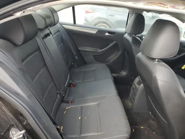 2017 VOLKSWAGEN JETTA SE  