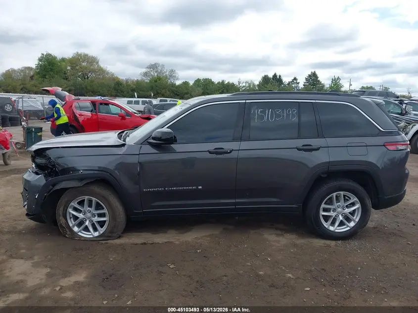 2024 JEEP GRAND CHEROKEE LAREDO X 4X4