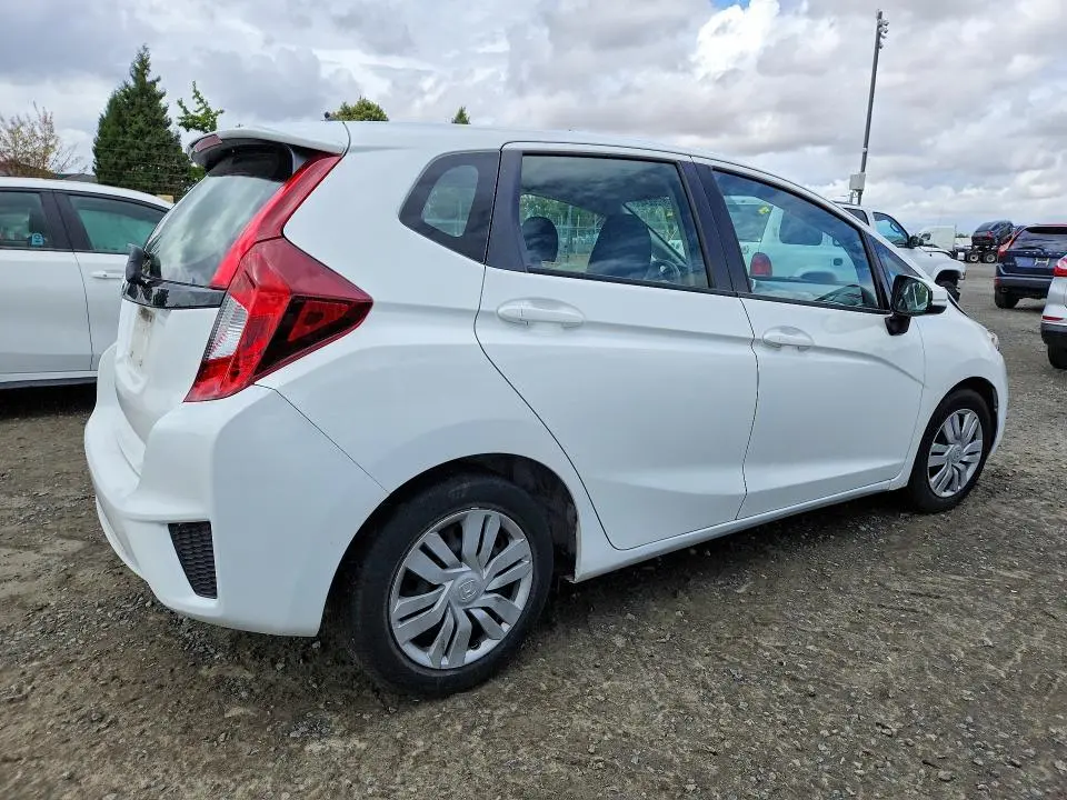 2016 HONDA FIT LX  