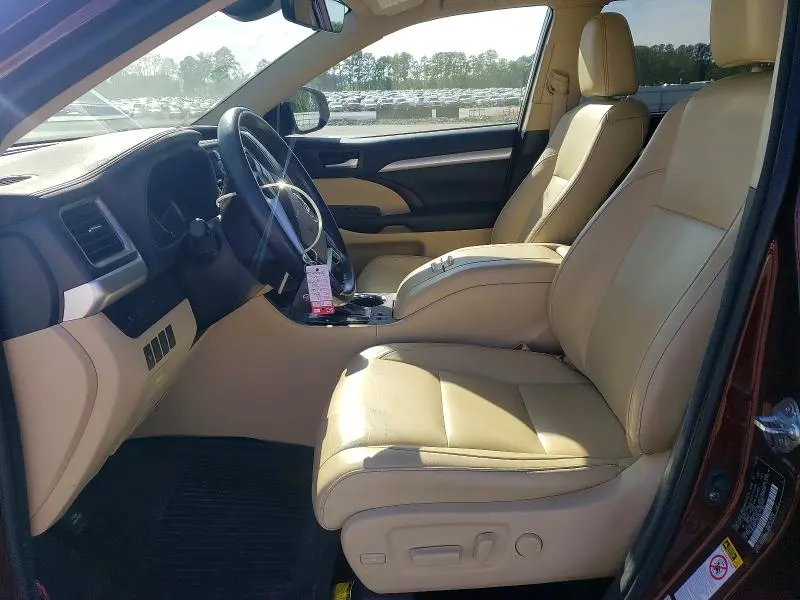 2018 TOYOTA HIGHLANDER XLE  