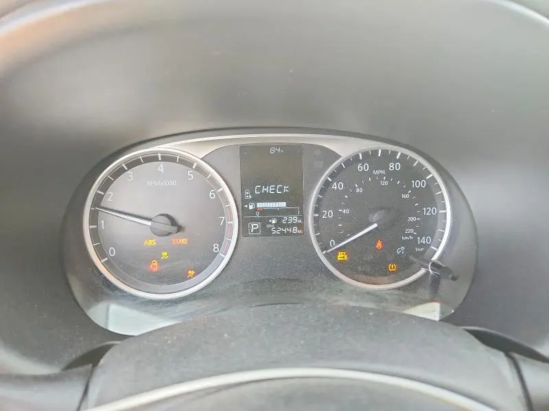 2019 NISSAN KICKS S  