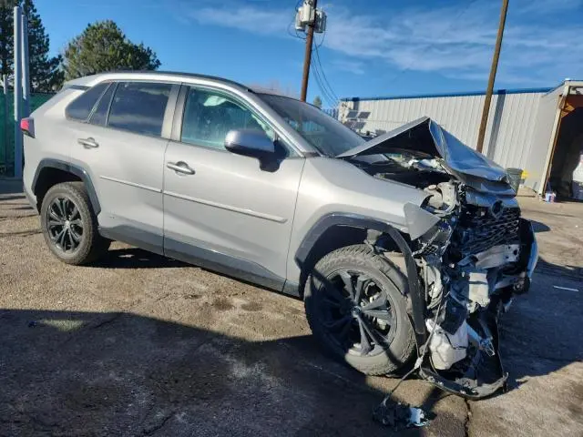 2022 TOYOTA RAV4 SE  