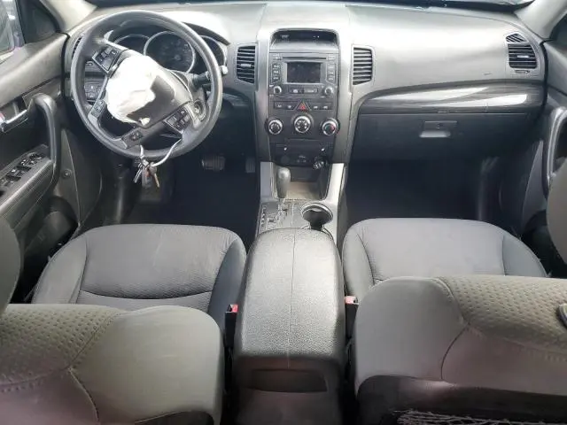 2013 KIA SORENTO LX