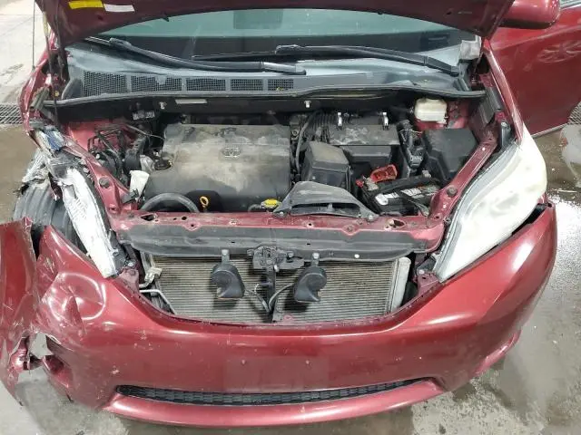 2011 TOYOTA SIENNA LE  