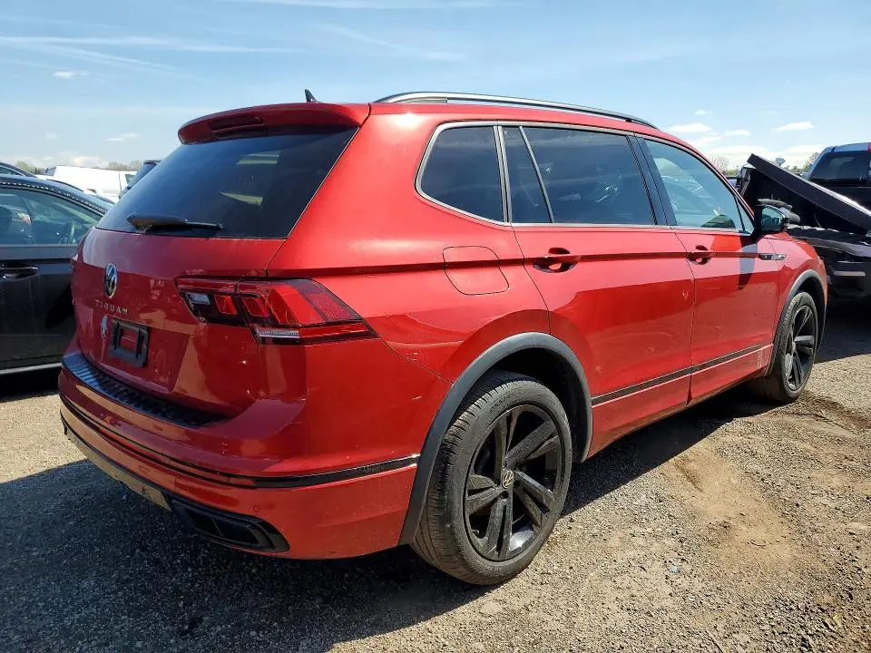 2024 VOLKSWAGEN TIGUAN SE R-LINE BLACK  