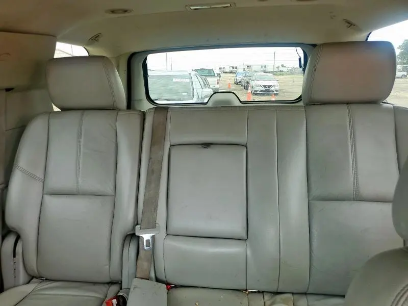 2011 CHEVROLET TAHOE K1500 LT  