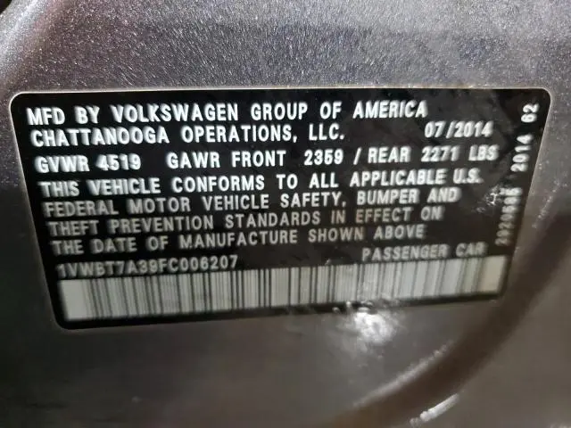 2015 VOLKSWAGEN PASSAT SE  