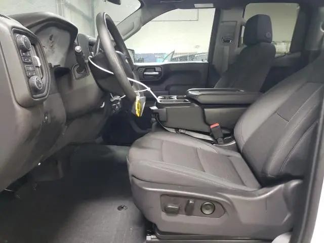 2024 CHEVROLET SILVERADO K1500 CUSTOM  
