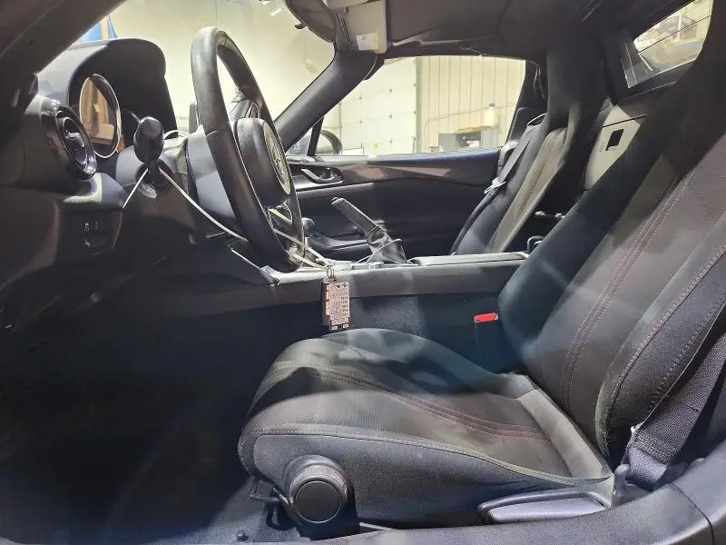 2017 MAZDA MX-5 MIATA CLUB  