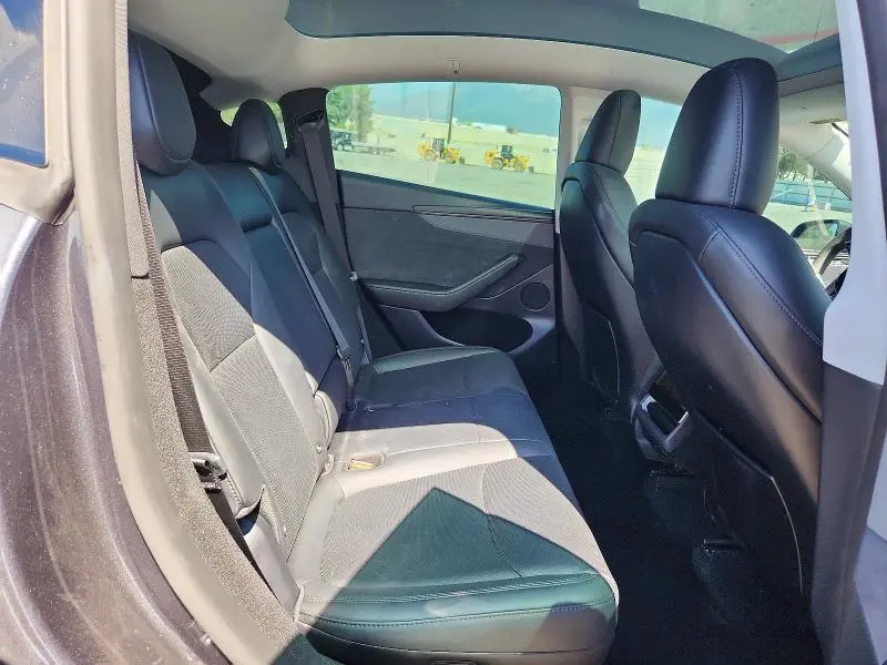 2026 TESLA MODEL Y   