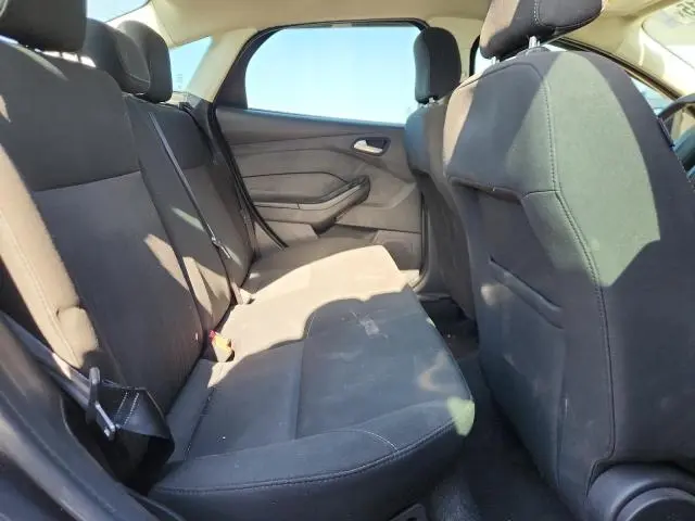 2018 FORD FOCUS SE  